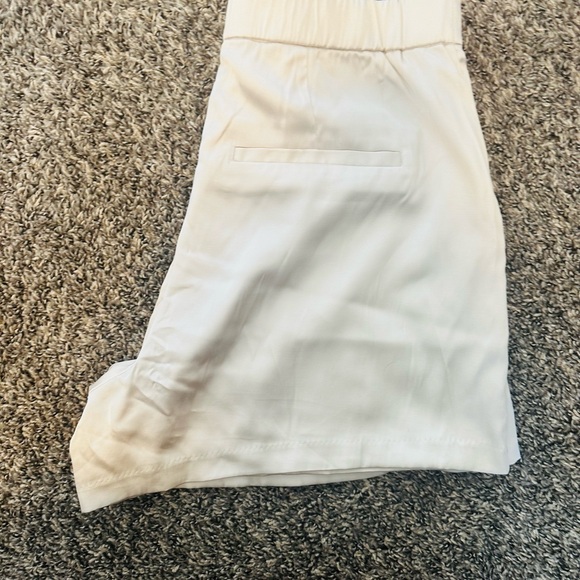 Abercrombie and Fitch satin shorts - Picture 2 of 2